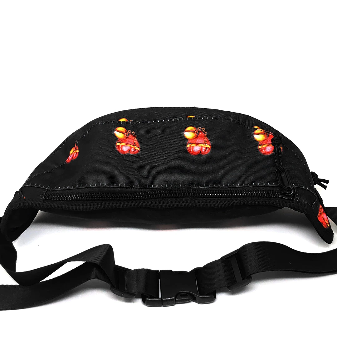 BROKEN PROMISES Ball & Chain Bag Black