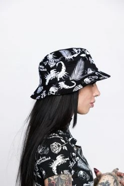 BROKEN PROMISES Tropic Disaster Bucket Hat Headwear