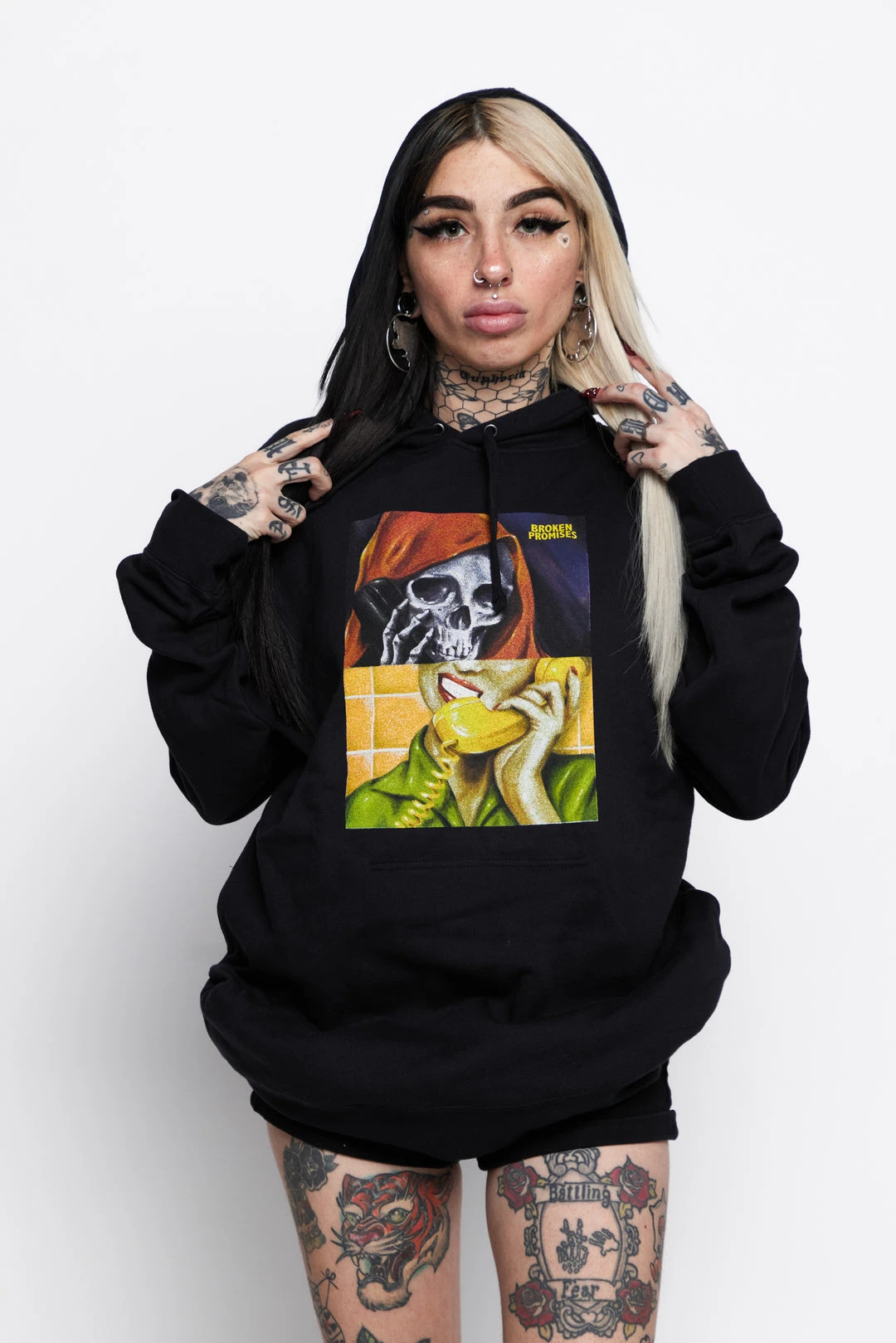 CASH Hoodies On Call Hoodie Black