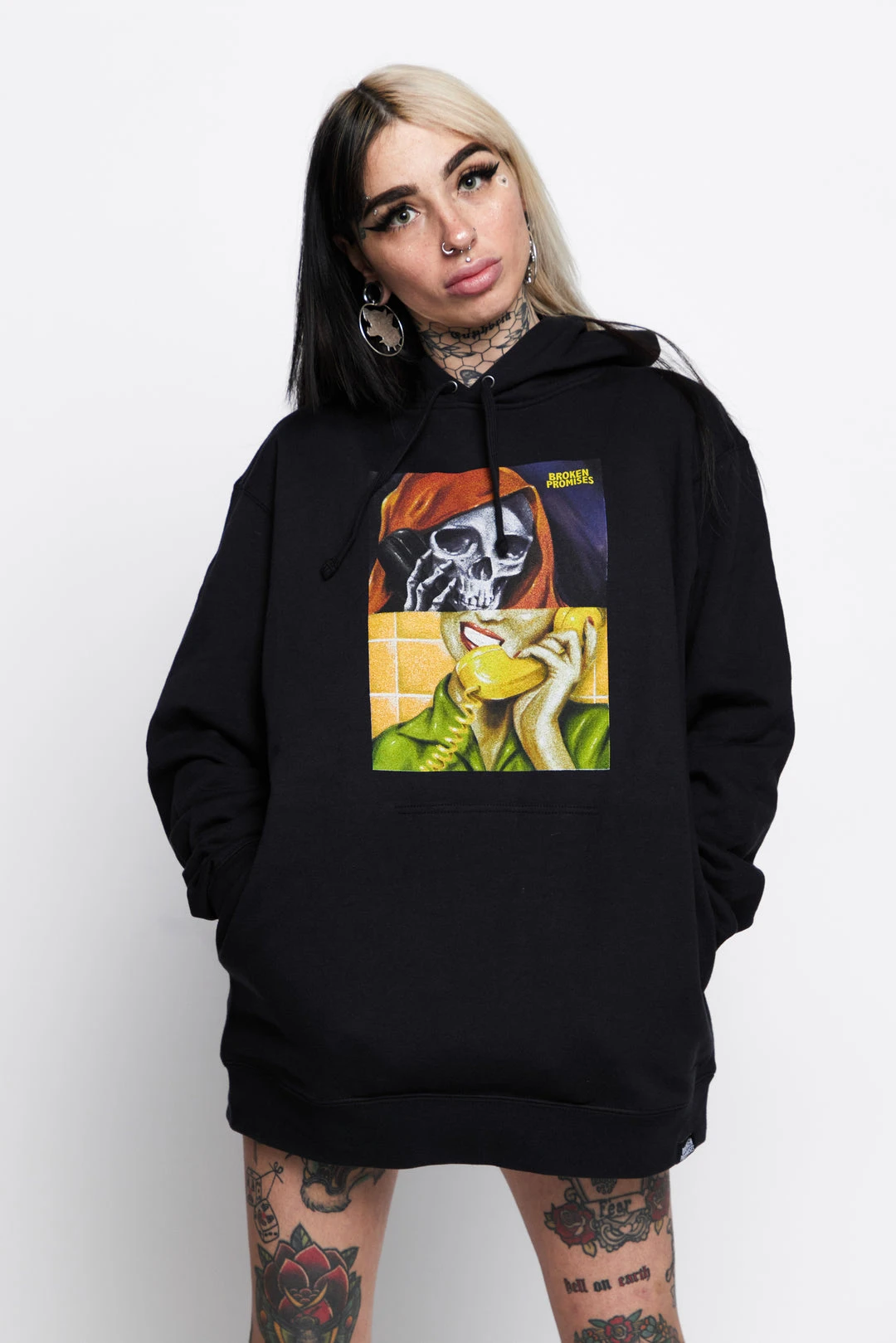 CASH Hoodies On Call Hoodie Black