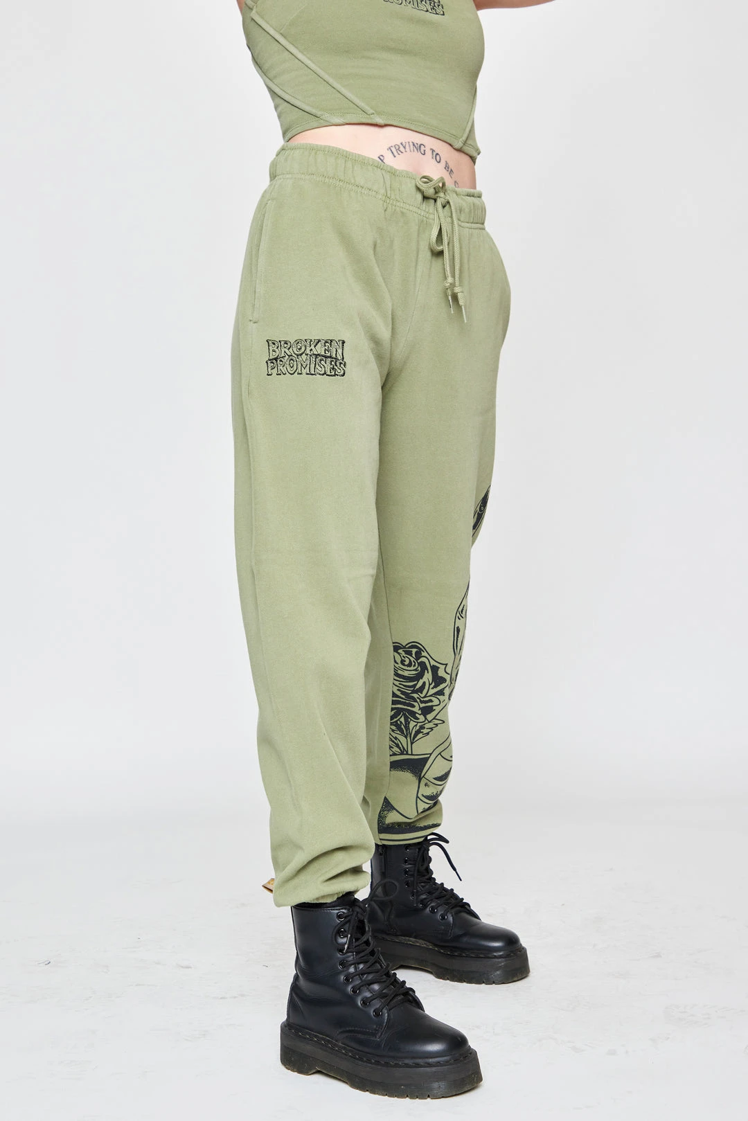 BROKEN PROMISES Bottoms Fangs Sweatpant