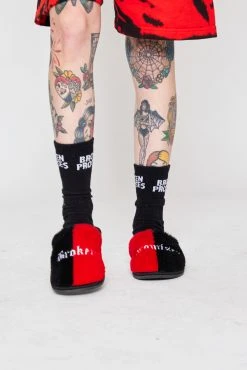 BROKEN PROMISES Bred Split House Slipper Accessories