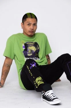 BROKEN PROMISES Shirts Feel It Tee Green