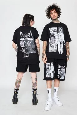 CASH Junji Ito Jack-in-the-Box Tee Black
