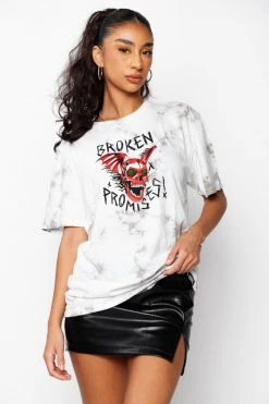 CASH Batwing Smoke Dye Tee