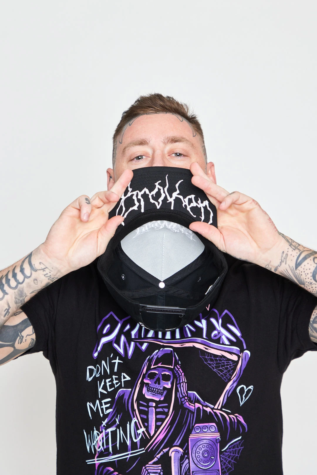 BROKEN PROMISES Graveyard Snapback Black