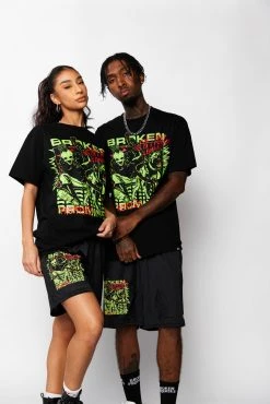 CASH Leash Tee Black