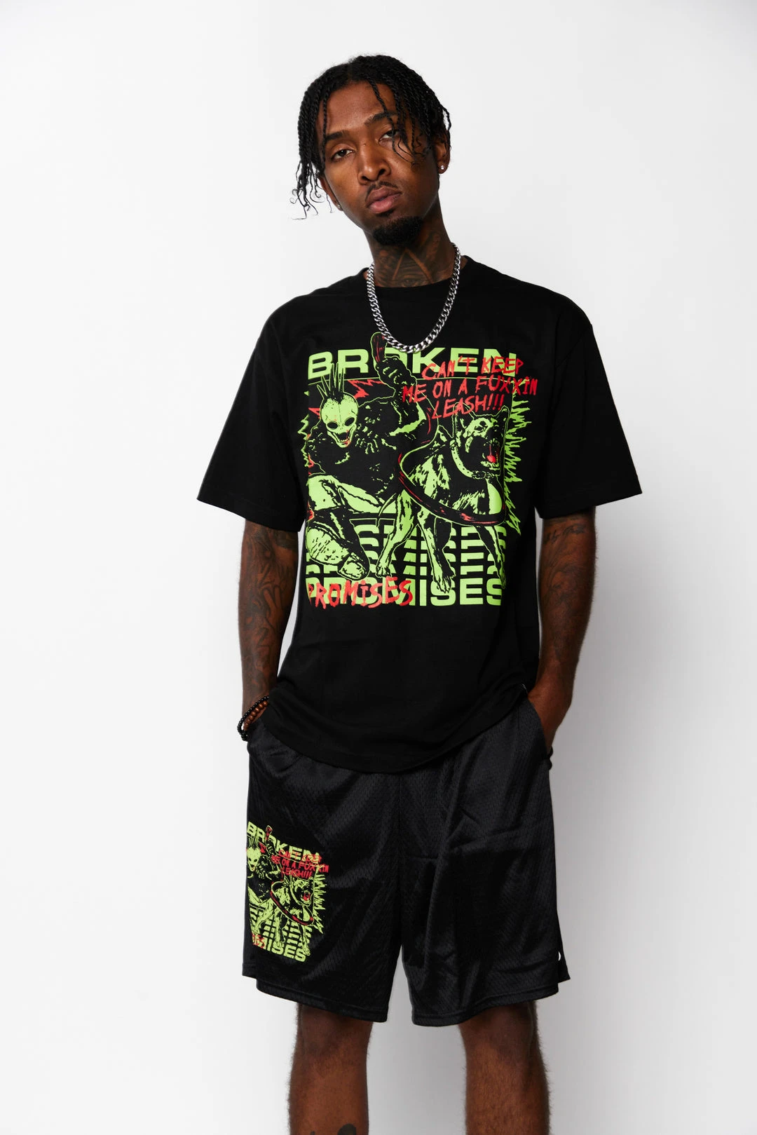 CASH Leash Tee Black