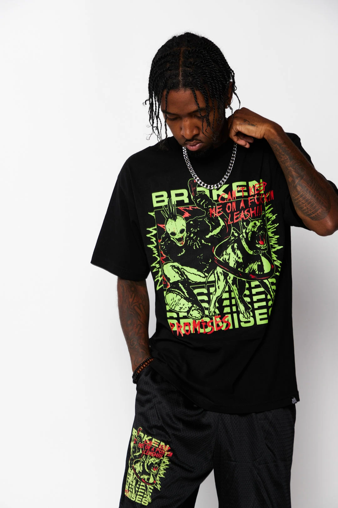 CASH Leash Tee Black