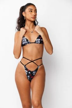 BROKEN PROMISES Sets Love & Pain Bikini Bottoms
