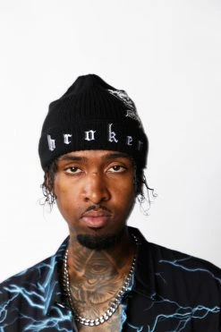 BROKEN PROMISES Wait Forever Beanie Black