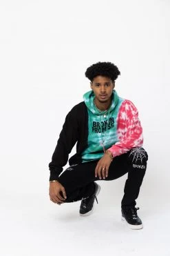 CASH Hoodies Wave Logo Tri-Color Hoodie