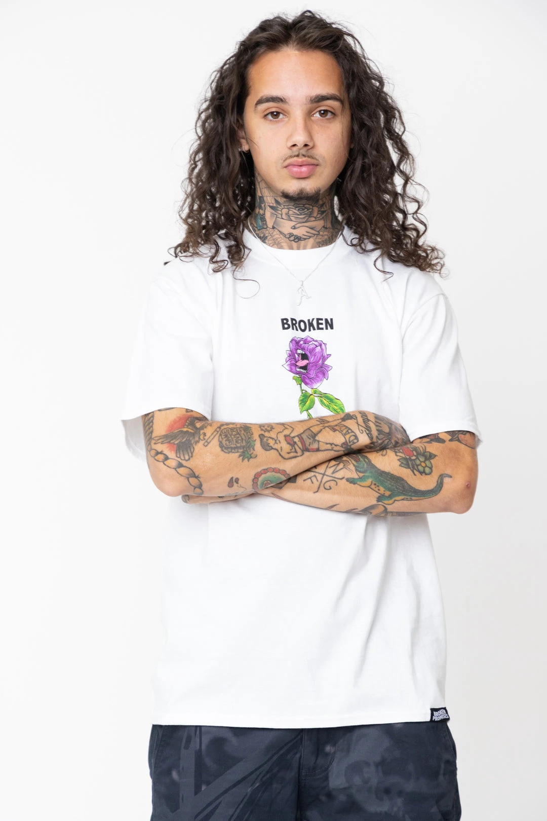 BROKEN PROMISES BP X SC Screaming Thornless S/S Tee White