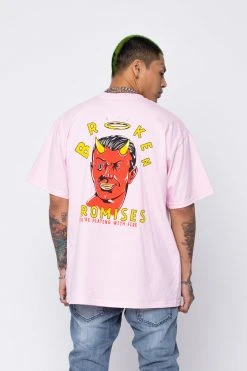 CASH Shirts Playing With Fire S/S Pink