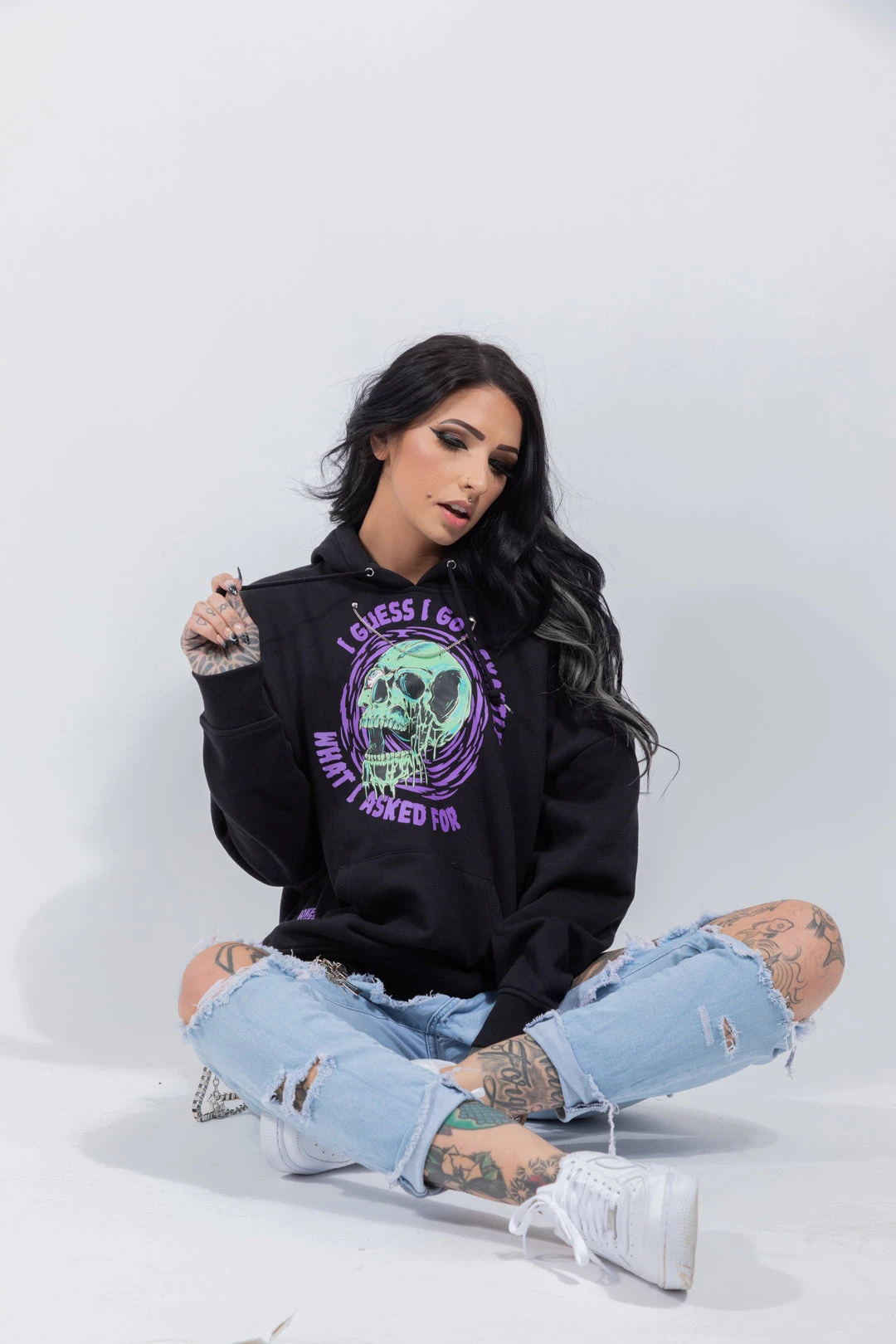 BROKEN PROMISES Jinxed Chain Hoodie Black