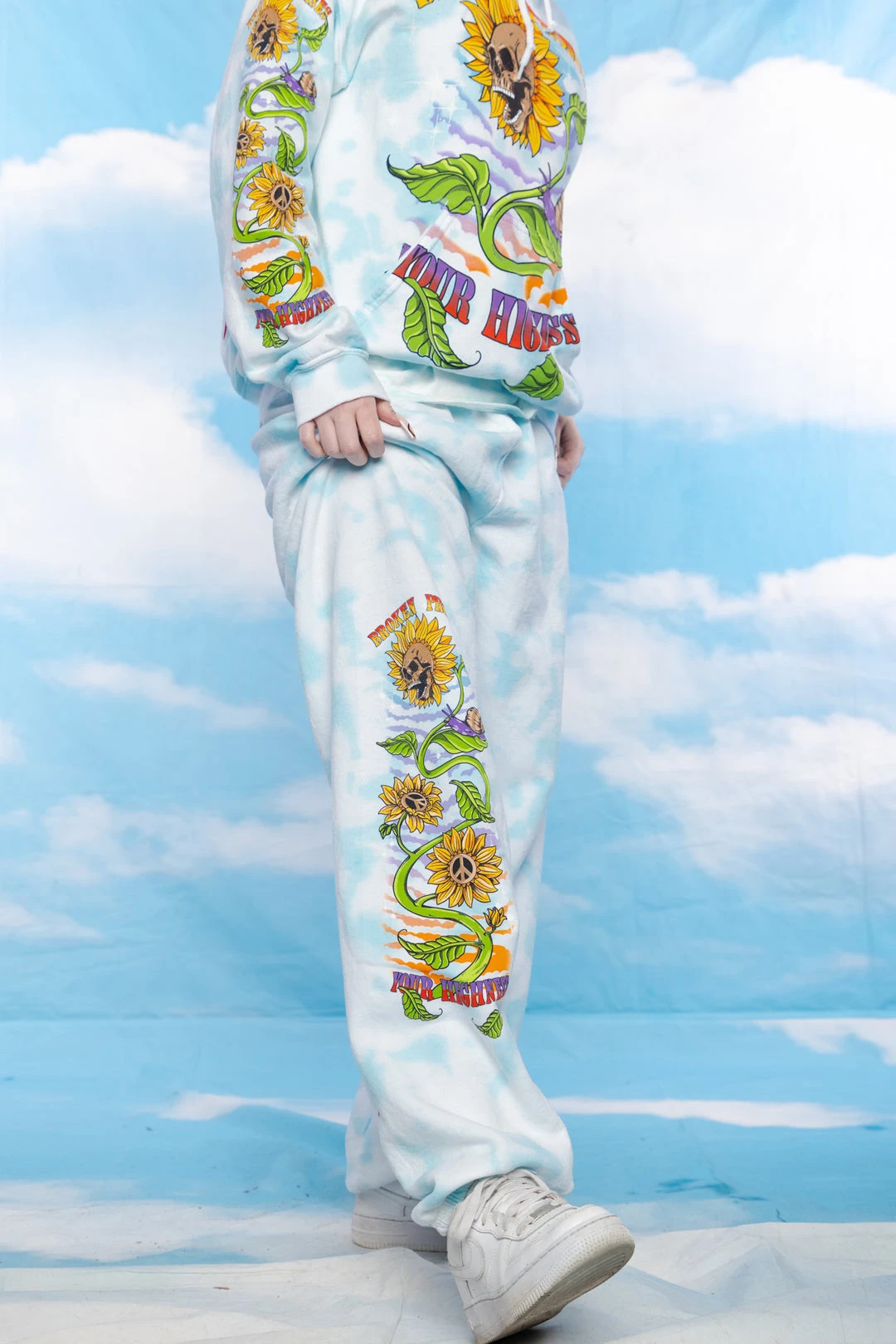 BROKEN PROMISES Bottoms Contact High Sweatpants - BPxYH