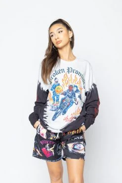 CASH Shirts Valley Of Death V-Dye Long Sleeve