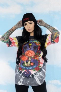 BROKEN PROMISES Serpent's Kiss V-Dye Tee - BPxYH Shirts