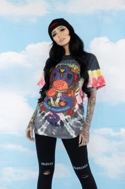 BROKEN PROMISES Serpent's Kiss V-Dye Tee - BPxYH Shirts