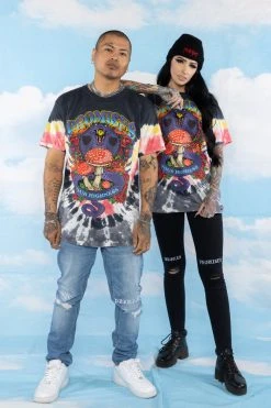 BROKEN PROMISES Serpent's Kiss V-Dye Tee - BPxYH Shirts