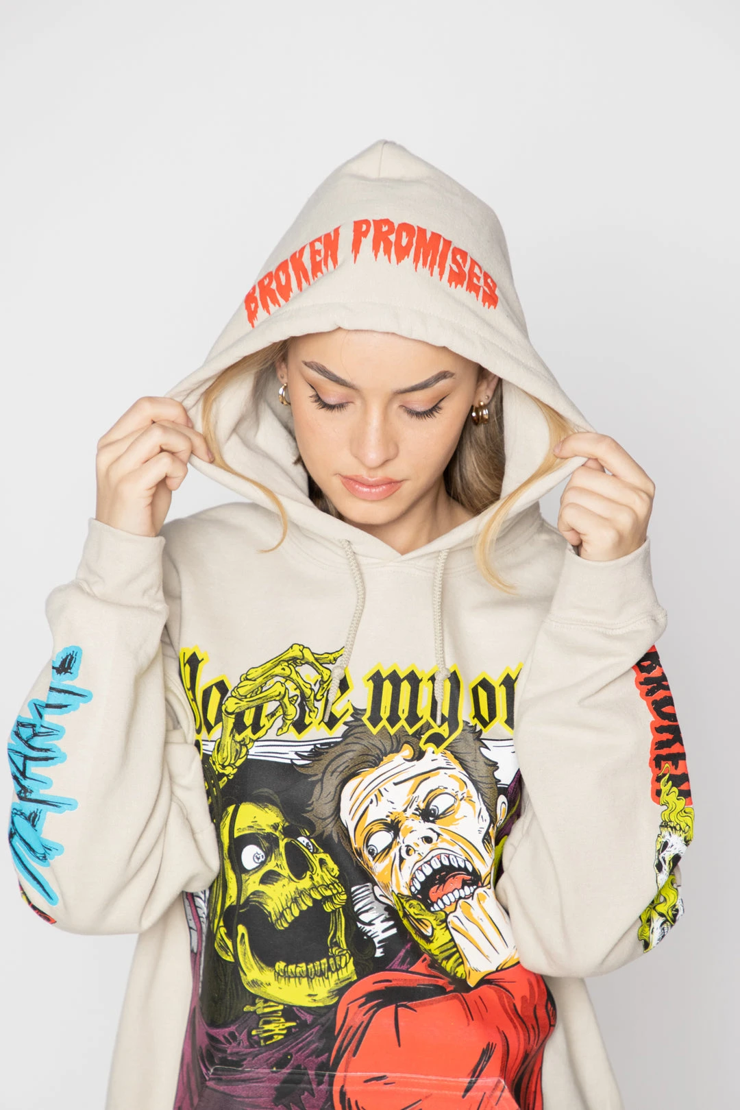 CASH Hoodies Only Nightmare Hoodie Sand