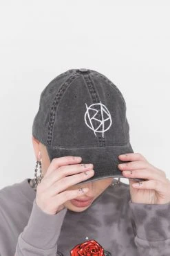 BROKEN PROMISES Riot Dad Hat Washed Black Headwear