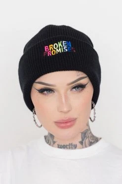 BROKEN PROMISES BP Tearbow Beanie Black Headwear