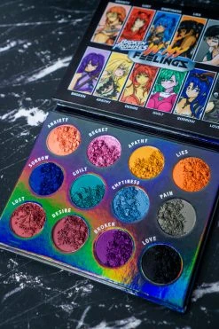 CASH Choose Your Fighter Eyeshadow Palette Accessories