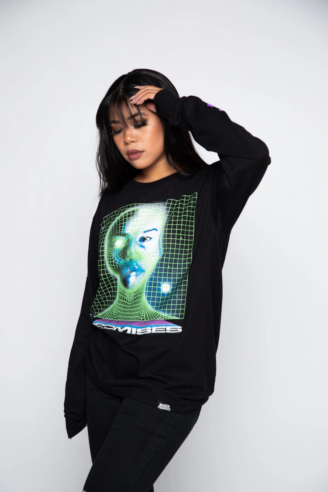 BROKEN PROMISES Inanimate L/S Black