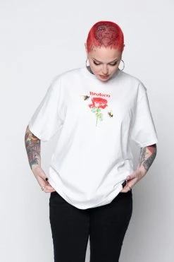 BROKEN PROMISES Shirts Happy On The Outside S/S White