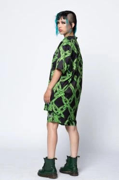 BROKEN PROMISES Link Up Button-Up Shirt Shirts