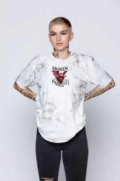 CASH Batwing Smoke Dye Tee