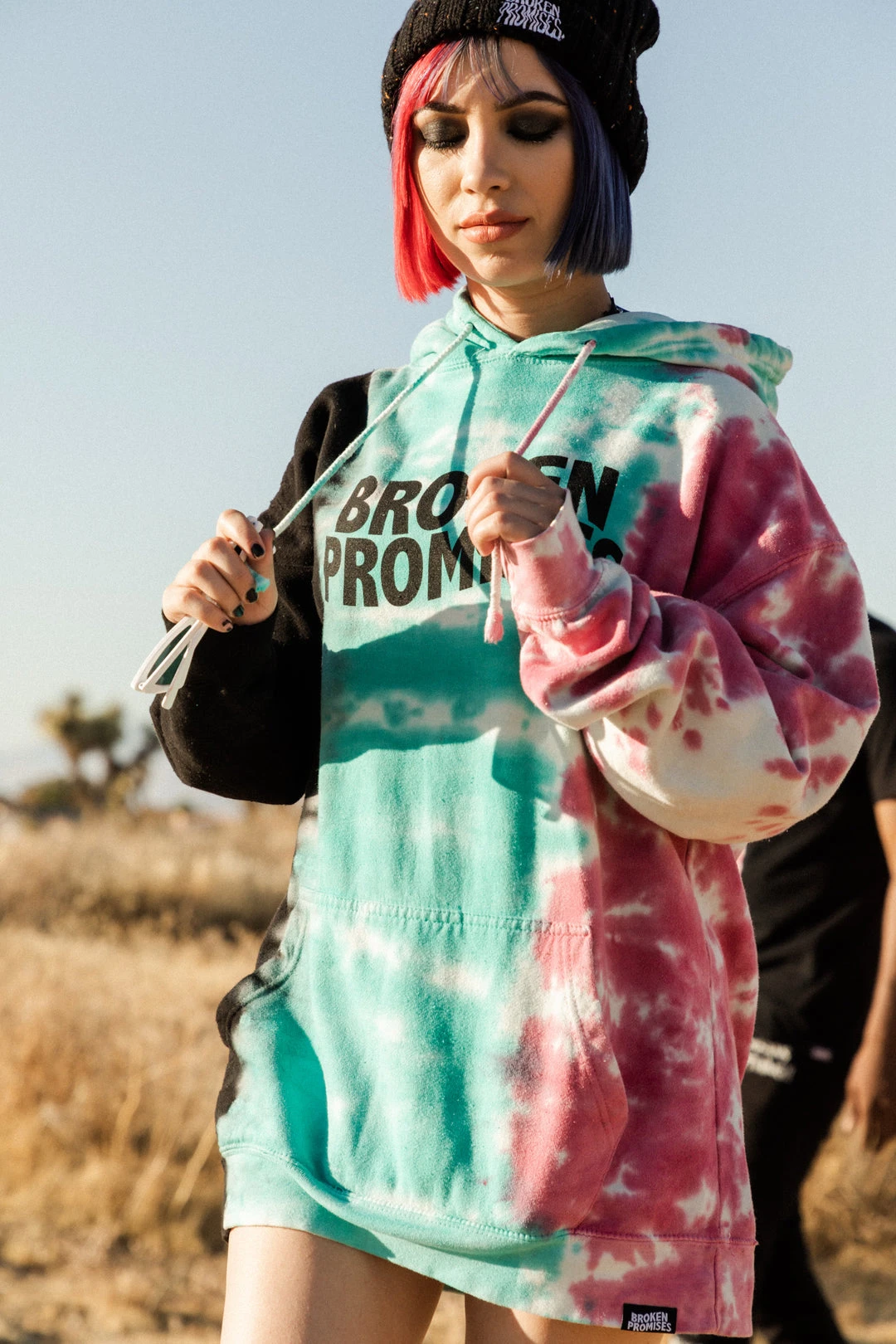 CASH Hoodies Wave Logo Tri-Color Hoodie