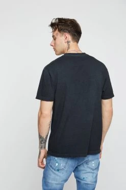 BROKEN PROMISES Shirts Couch Lock Oil Wash Tee