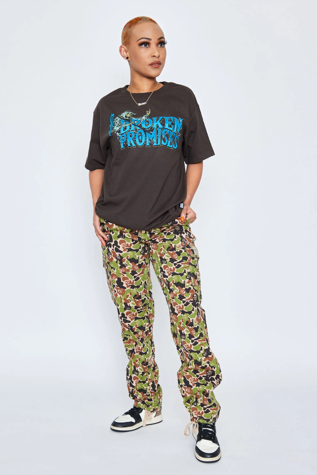 CASH Timeless Tee Chocolate Shirts